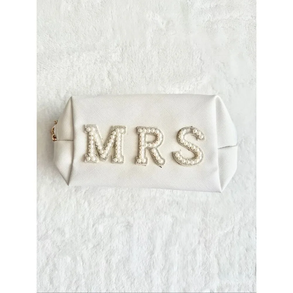 MRS - white makeup zip up travel bags - bridal/bride to be